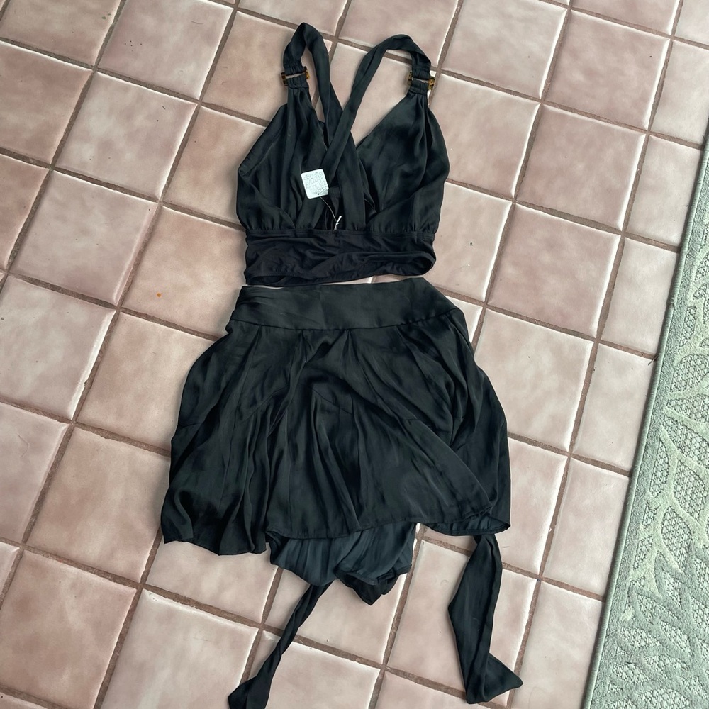 TRADED—Free people Zuri set size Medium NWT - Picture 14 of 15